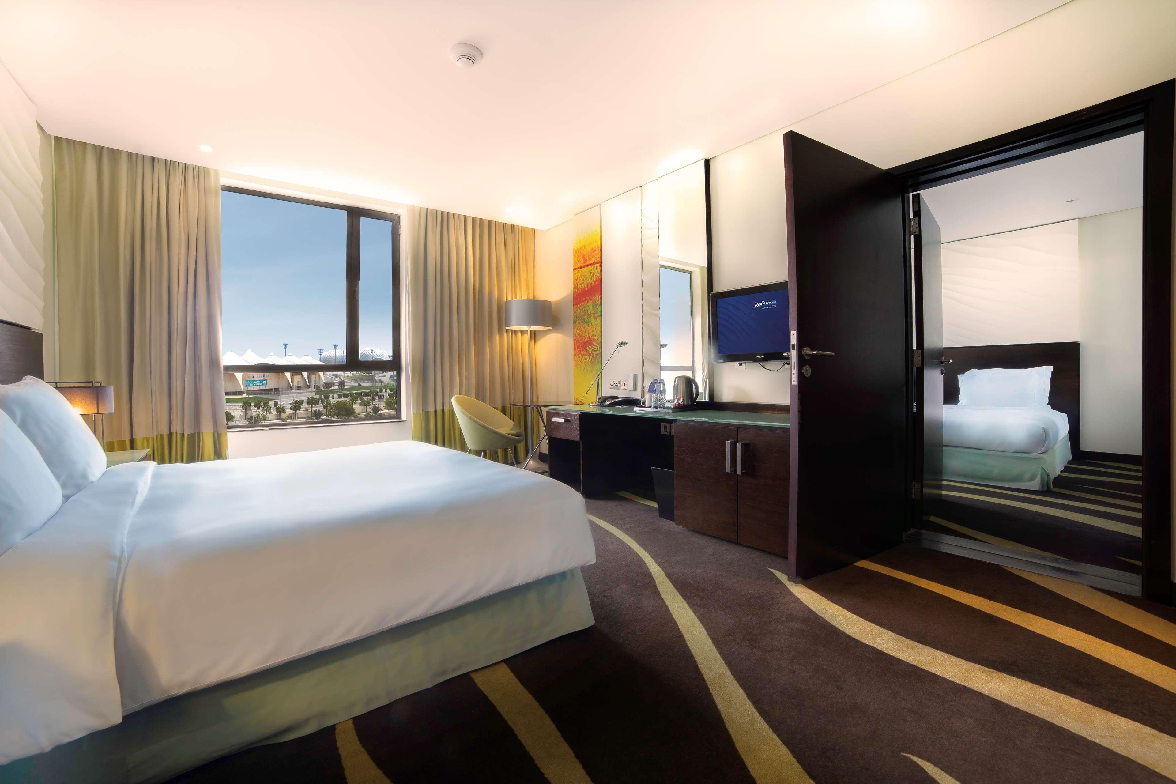 Radisson Blu Hotel, Abu Dhabi Yas Island Extérieur photo